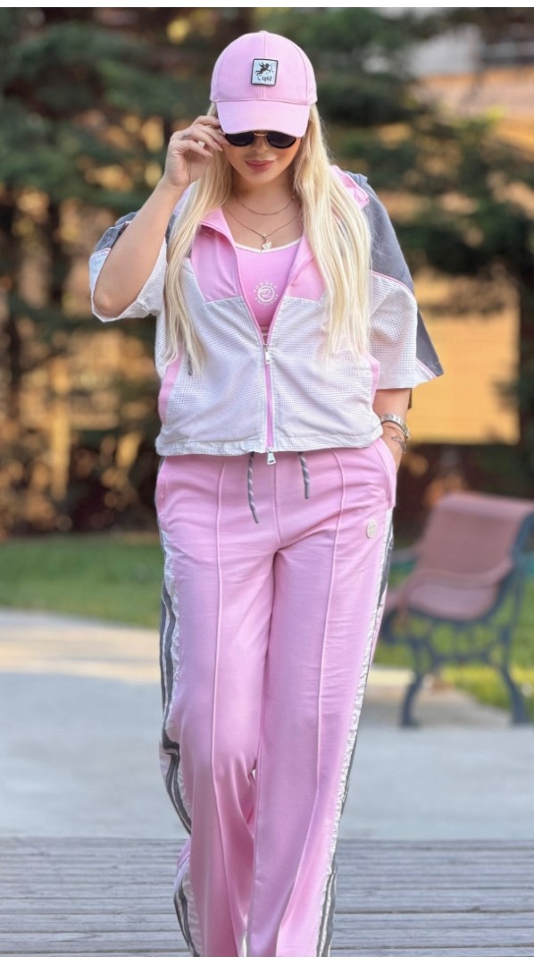 Pembe üçlü premium takım Pembe üçlü premium takım